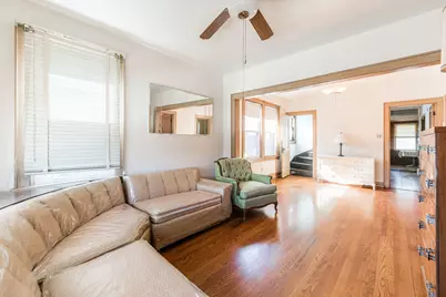 2840 N Mobile Avenue, Chicago, IL 60634 - Photo 3