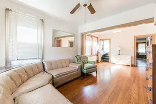 2840 N Mobile Ave, Chicago, IL 60634 - Photo 3