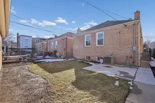 5547 N California Ave, Chicago, IL 60625 - Photo 29