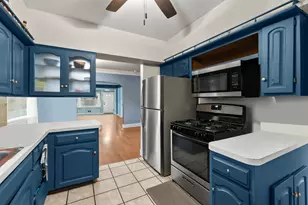 18275 Ada St, Lansing, IL 60438 - Photo 9