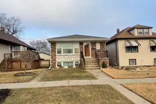 4043 N Wagner Ave, Schiller Park, IL 60176 - Photo 1