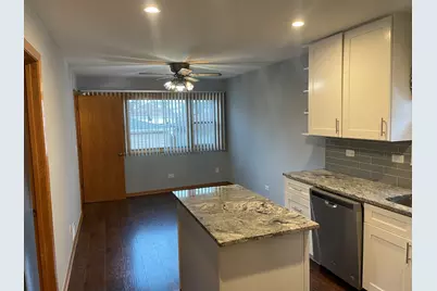 4043 N Wagner Avenue, Schiller Park, IL 60176 - Photo 5