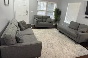 689 S Shannon Dr, Romeoville, IL 60446 - Photo 3