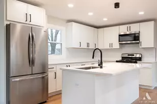 226 Grant Dr, Bolingbrook, IL 60440 - Photo 7