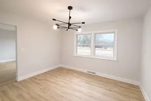 2814 Gilead, Zion, IL 60099 - Photo 7