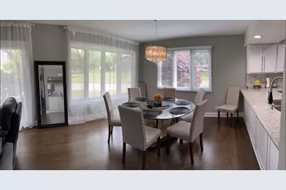 1810 Golf View Drive, Bartlett, IL 60103 - Photo 9