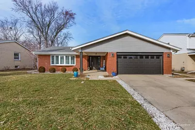 1214 E Suffield Drive, Arlington Heights, IL 60004 - Photo 1