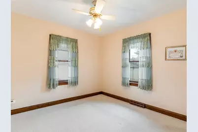 1115 N Prairie Avenue, Joliet, IL 60435 - Photo 13