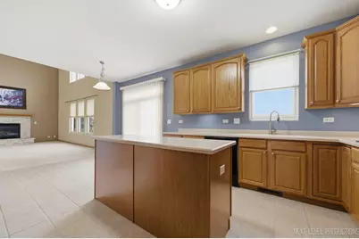 2593 Moutray Lane, North Aurora, IL 60542 - Photo 13