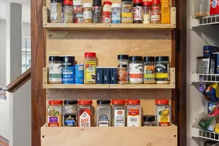 16110 Michigan St, Crest Hill, IL 60403 - Photo 17