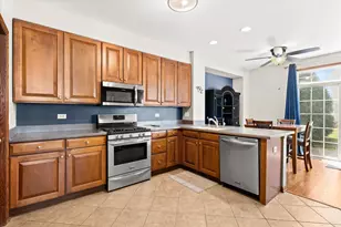 16110 Michigan St, Crest Hill, IL 60403 - Photo 15