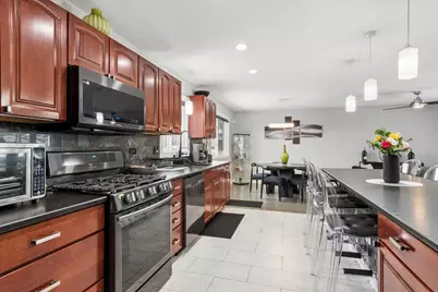 1109 S Edson Avenue, Lombard, IL 60148 - Photo 7