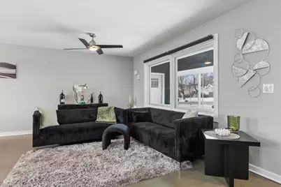 1109 S Edson Avenue, Lombard, IL 60148 - Photo 3