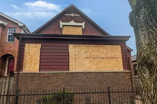 9207 S Ellis Ave, Chicago, IL 60619 - Photo 3