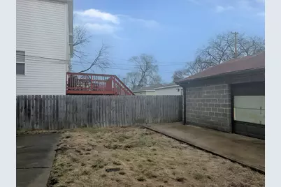 9207 S Ellis Avenue, Chicago, IL 60619 - Photo 23