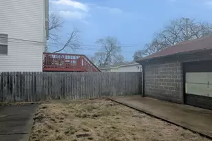 9207 S Ellis Ave, Chicago, IL 60619 - Photo 23