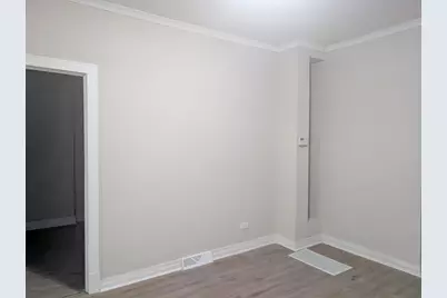 9207 S Ellis Avenue, Chicago, IL 60619 - Photo 11