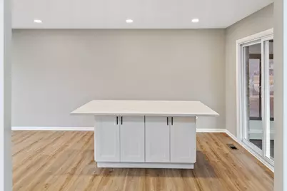 555 N Cherry Drive, Glenwood, IL 60425 - Photo 7