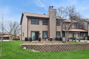 117 Prairie Dr, Westmont, IL 60559 - Photo 17