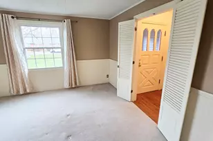 630 Short St, Centralia, IL 62801 - Photo 11