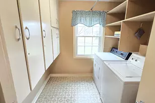 630 Short St, Centralia, IL 62801 - Photo 17