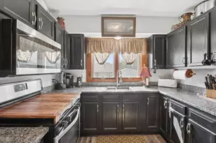 7616 Orchard Rd, Wonder Lake, IL 60097 - Photo 11