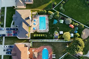 8718 Black Oak Ave, Tinley Park, IL 60487 - Photo 3