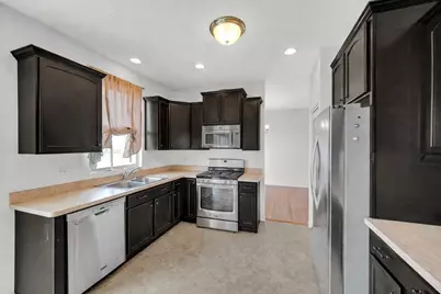 1607 Seward Road, Joliet, IL 60431 - Photo 5