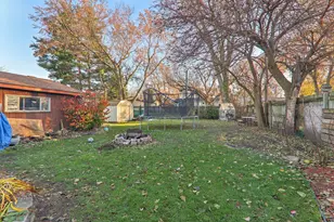 18637 W Karen Ln, Gurnee, IL 60031 - Photo 23