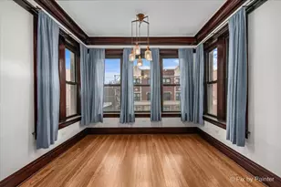 2352 W Wilson Ave, Chicago, IL 60625 - Photo 5