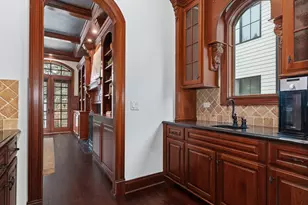 712 E Hillside Rd, Naperville, IL 60540 - Photo 13