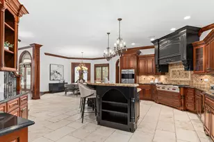 712 E Hillside Rd, Naperville, IL 60540 - Photo 23