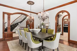 712 E Hillside Rd, Naperville, IL 60540 - Photo 17