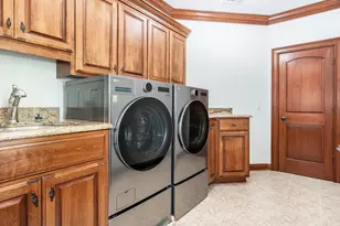 712 E Hillside Rd, Naperville, IL 60540 - Photo 59