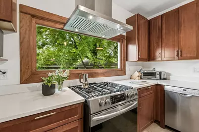 819 S Lombard Avenue, Oak Park, IL 60304 - Photo 13
