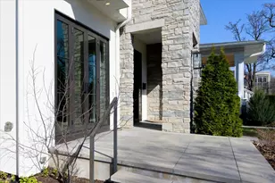 176 S Arlington Ave, Elmhurst, IL 60126 - Photo 3