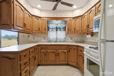 953 Sheffer Road, Aurora, IL 60505 - Photo 11