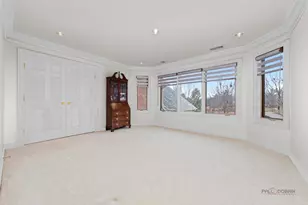 1611 Burr Oak Dr, Libertyville, IL 60048 - Photo 29