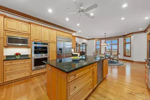 1611 Burr Oak Dr, Libertyville, IL 60048 - Photo 53