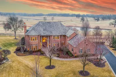 1611 Burr Oak Drive, Libertyville, IL 60048 - Photo 1