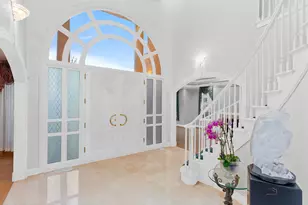 1611 Burr Oak Dr, Libertyville, IL 60048 - Photo 3