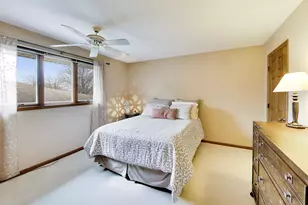 7717 Rohrer Dr, Downers Grove, IL 60516 - Photo 21