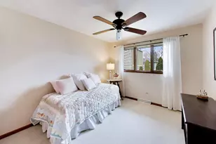 7717 Rohrer Dr, Downers Grove, IL 60516 - Photo 25