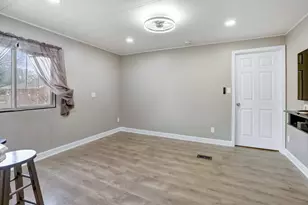 2993 Curtis St, Des Plaines, IL 60018 - Photo 3