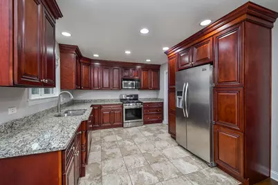 26W237 Parkway Drive, Winfield, IL 60190 - Photo 7