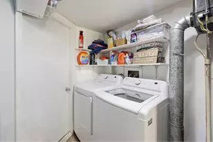 1821 Pebble Beach Cir, Elk Grove Village, IL 60007 - Photo 15