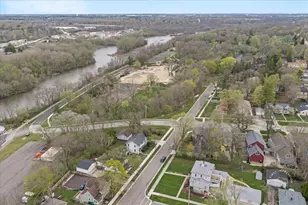 304 S Water St, Batavia, IL 60510 - Photo 25