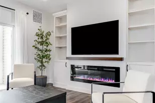 530 Pineridge Dr N, Oswego, IL 60543 - Photo 5