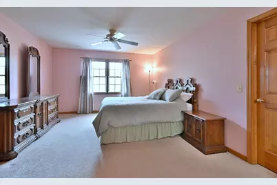 27W225 Ash Court, Winfield, IL 60190 - Photo 17