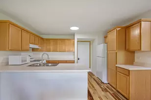 26284 W Vista Ct, Ingleside, IL 60041 - Photo 9